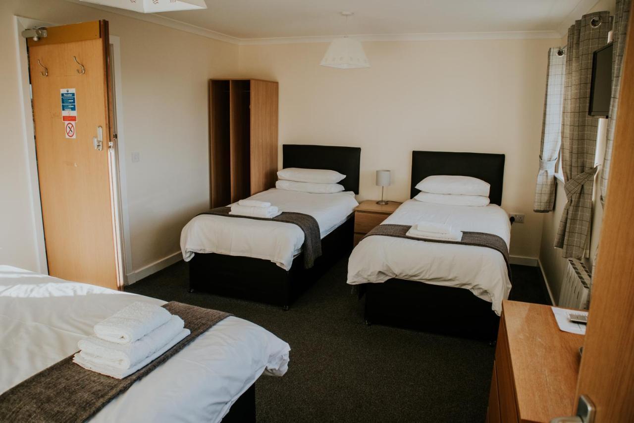 Uist Travel Accommodation Daliburgh  Екстер'єр фото