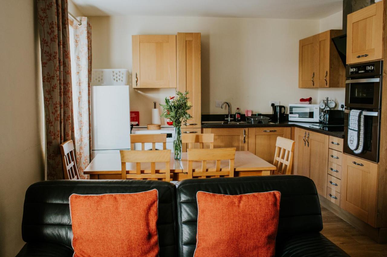 Uist Travel Accommodation Daliburgh  Екстер'єр фото