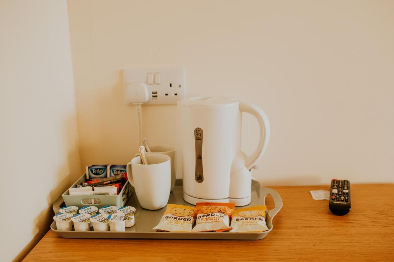 Uist Travel Accommodation Daliburgh  Екстер'єр фото