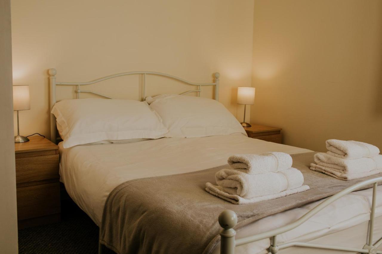 Uist Travel Accommodation Daliburgh  Екстер'єр фото