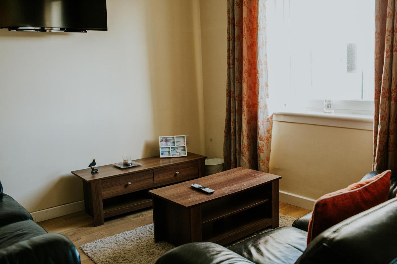 Uist Travel Accommodation Daliburgh  Екстер'єр фото