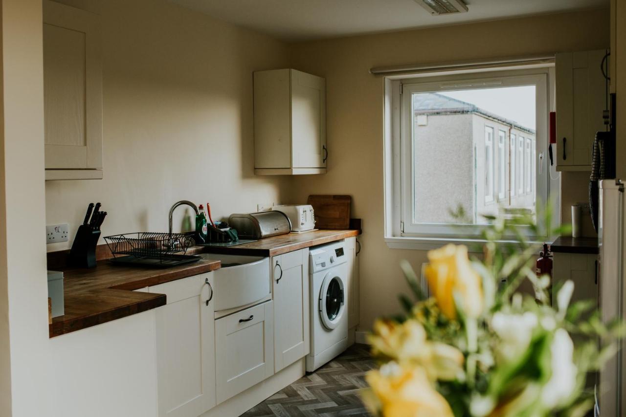 Uist Travel Accommodation Daliburgh  Екстер'єр фото