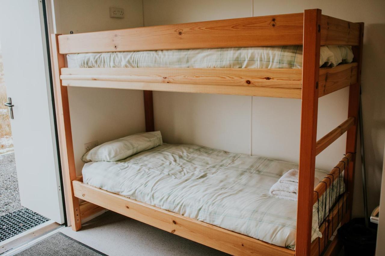 Uist Travel Accommodation Daliburgh  Екстер'єр фото